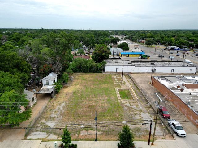2521 Race Street, Fort Worth, TX 76111