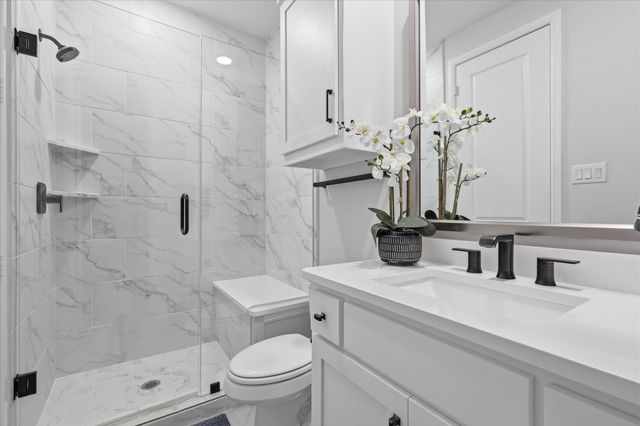 7221 Redwood Road, Argyle, TX 76226