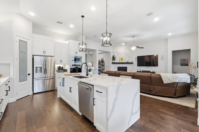 7221 Redwood Road, Argyle, TX 76226