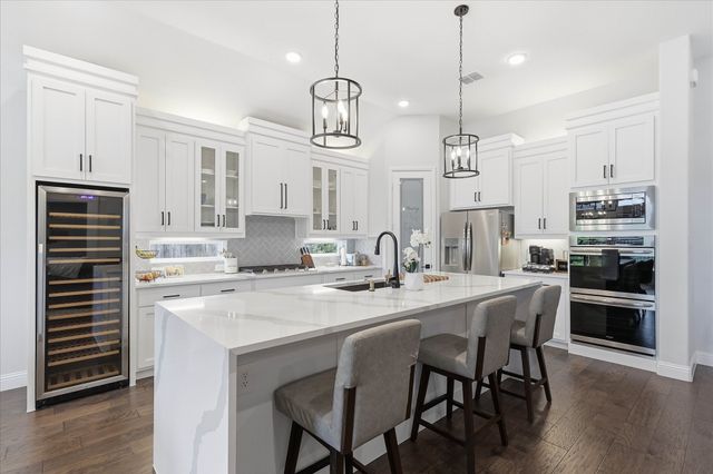 7221 Redwood Road, Argyle, TX 76226