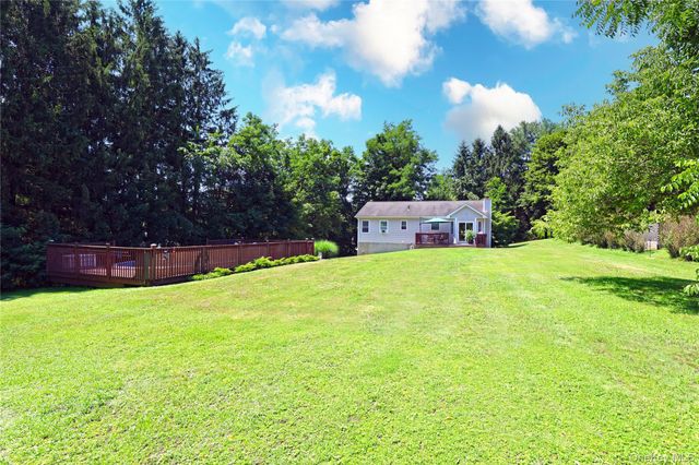 11 Duncan Hill Road, Verbank, NY 12585