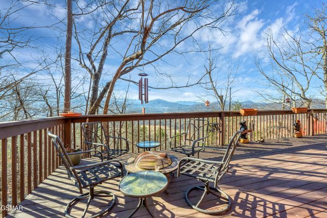 1919 Mountain Way, Sevierville, TN 37862