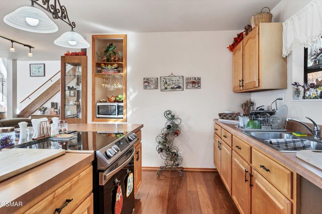 1919 Mountain Way, Sevierville, TN 37862