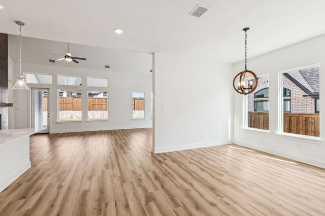 1608 Angus Trail, Van Alstyne, TX 75495