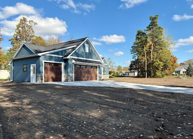 9924 Garner Lane, Freeland, MI 48623