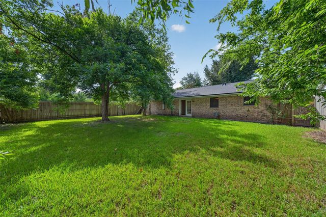 8530 Cedel Drive, Houston, TX 77055