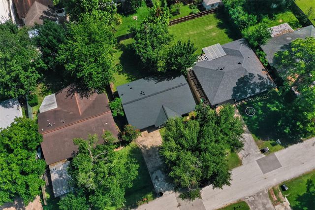 8530 Cedel Drive, Houston, TX 77055