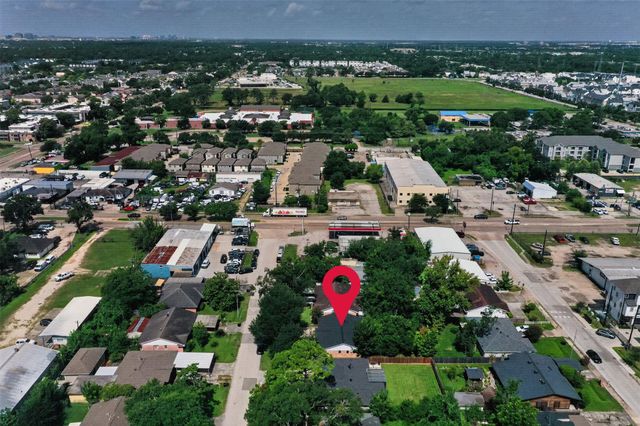 8530 Cedel Drive, Houston, TX 77055