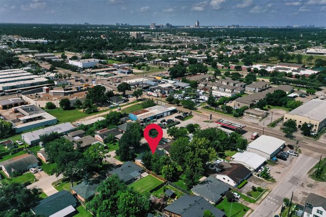 8530 Cedel Drive, Houston, TX 77055