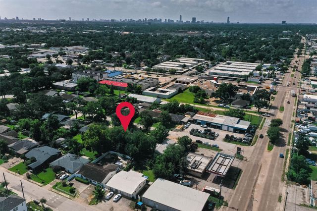 8530 Cedel Drive, Houston, TX 77055