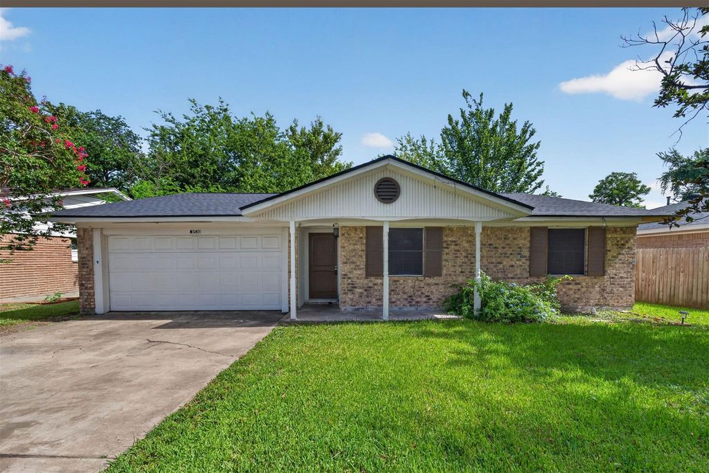 8530 Cedel Drive, Houston, TX 77055