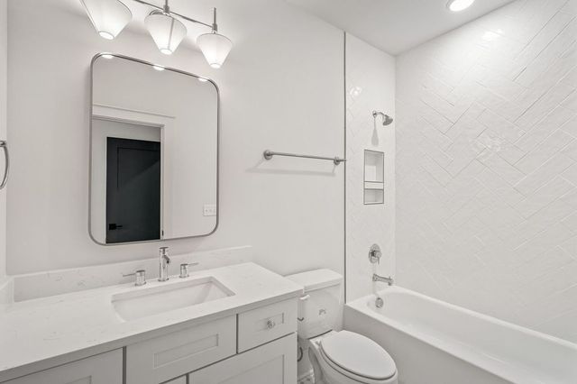 3985 Kathie Dr, Thompsons Station, TN 37179