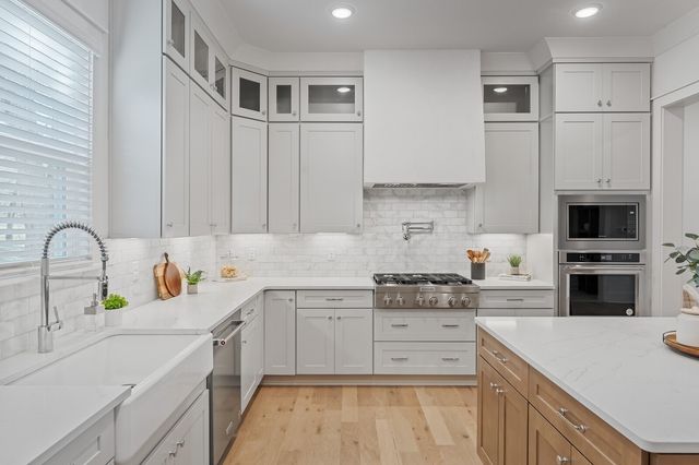 3985 Kathie Dr, Thompsons Station, TN 37179