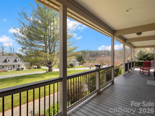 18 Brook Meadows Lane, Arden, NC 28704