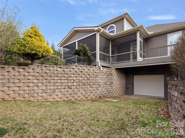 18 Brook Meadows Lane, Arden, NC 28704
