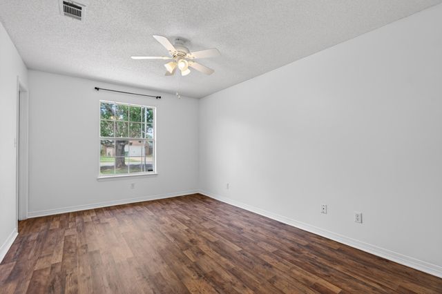 873 Brande Court, Shalimar, FL 32579