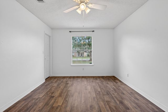 873 Brande Court, Shalimar, FL 32579