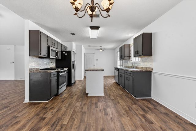 873 Brande Court, Shalimar, FL 32579