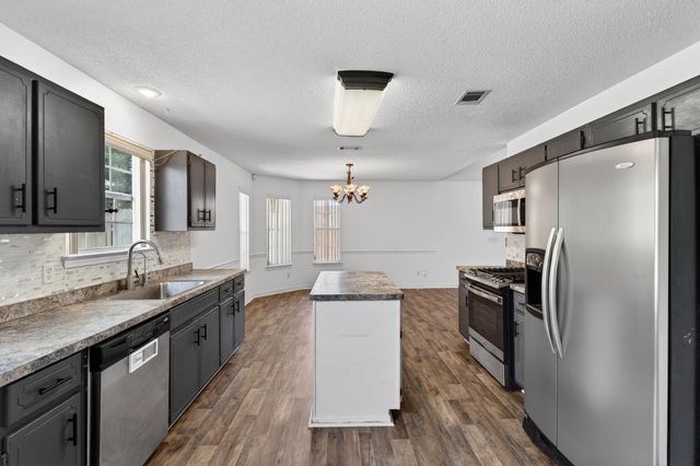 873 Brande Court, Shalimar, FL 32579