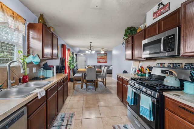 8902 Sweet Blue Jasmine Lane, Humble, TX 77338