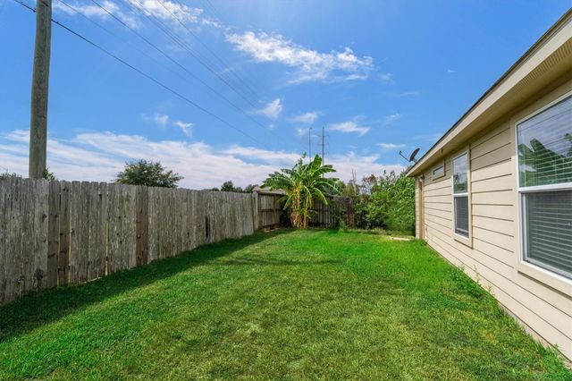 8902 Sweet Blue Jasmine Lane, Humble, TX 77338
