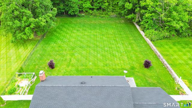 14 East Gate Road, Danbury, CT 06811