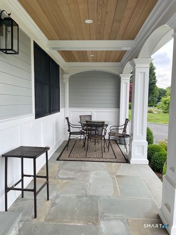 14 East Gate Road, Danbury, CT 06811