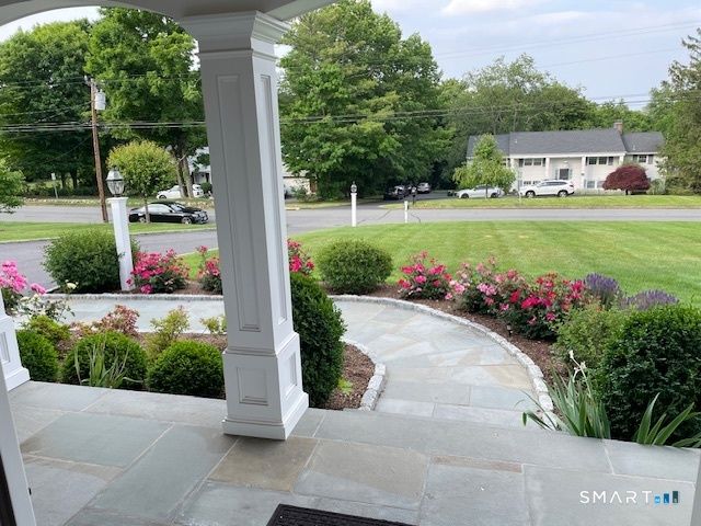 14 East Gate Road, Danbury, CT 06811