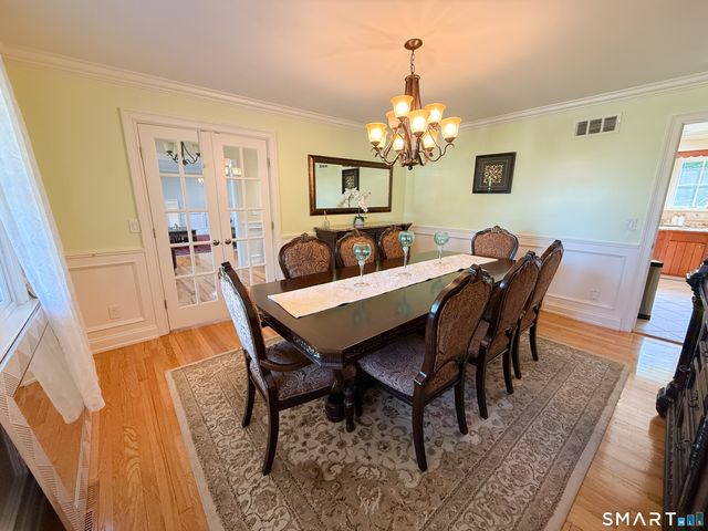 14 East Gate Road, Danbury, CT 06811
