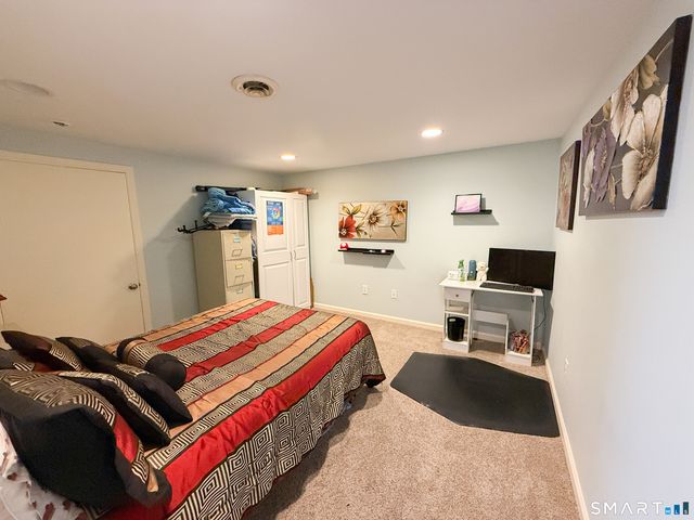14 East Gate Road, Danbury, CT 06811