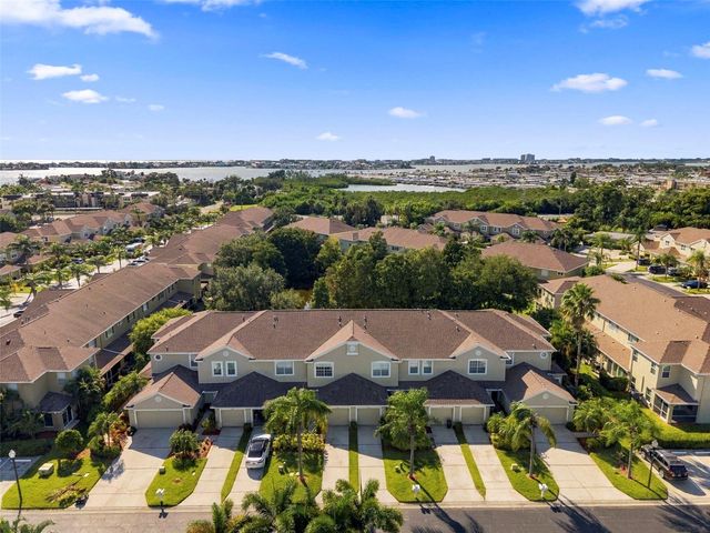 11193 KAPOK GRAND CIRCLE, Madeira Beach, FL 33708