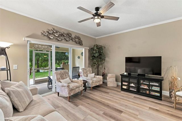 11193 KAPOK GRAND CIRCLE, Madeira Beach, FL 33708