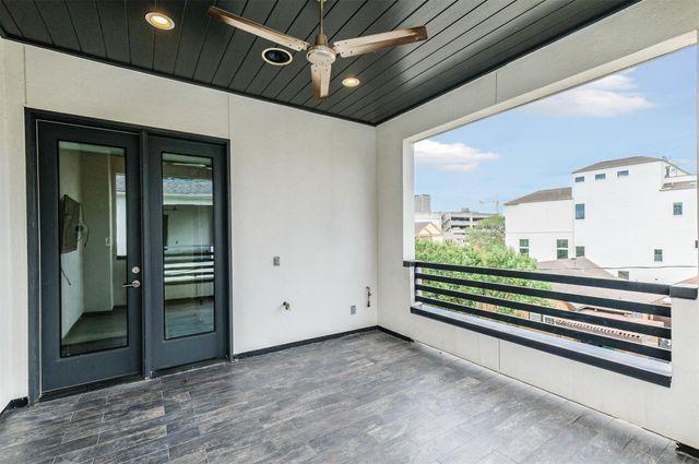 711 W Clay Street, Houston, TX 77019