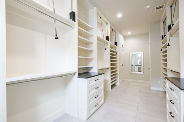 711 W Clay Street, Houston, TX 77019