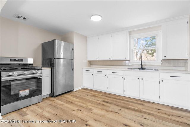 4516 Wilcox Road, Holt, MI 48842