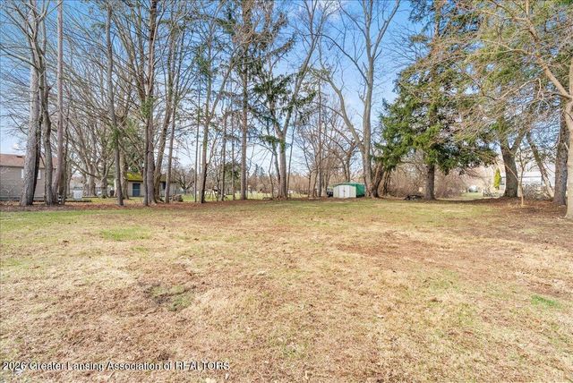 4516 Wilcox Road, Holt, MI 48842
