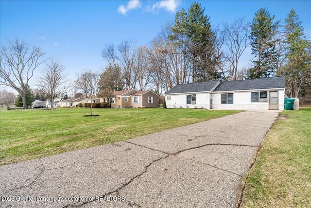 4516 Wilcox Road, Holt, MI 48842