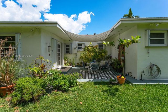 7250 SW 34th St Rd, Miami, FL 33155