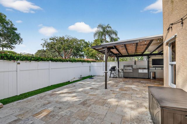 8150 Mystic Harbor Circle, Boynton Beach, FL 33436