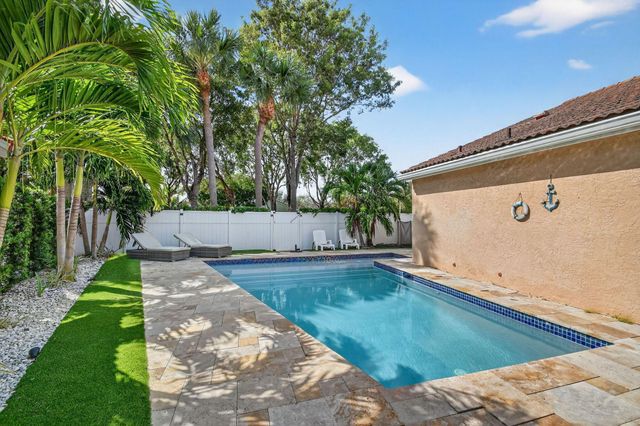 8150 Mystic Harbor Circle, Boynton Beach, FL 33436