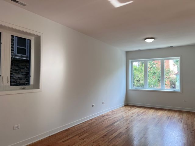 226 W 24th Street 2, Chicago, IL 60616