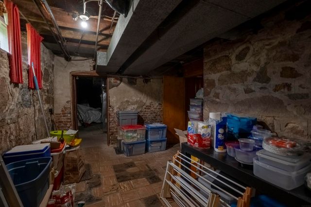 5634 University Avenue, Cedar Falls, IA 50613