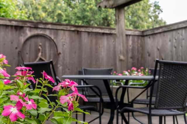 5634 University Avenue, Cedar Falls, IA 50613