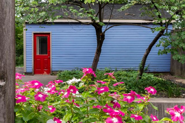 5634 University Avenue, Cedar Falls, IA 50613