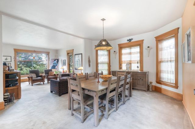 5634 University Avenue, Cedar Falls, IA 50613