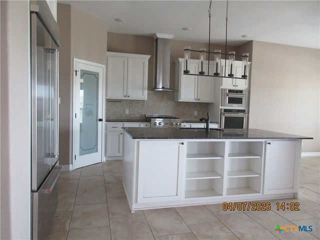 4006 Joe Bozon Drive, Salado, TX 76571