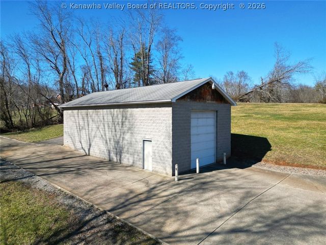 58 Vadalia Lane, Charleston, WV 25313