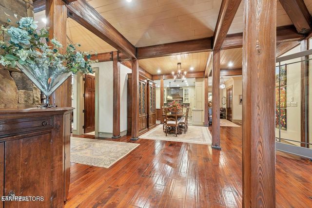 4209 Lake Meadow Way, Louisville, TN 37777