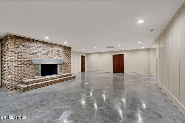 4209 Lake Meadow Way, Louisville, TN 37777