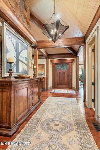 4209 Lake Meadow Way, Louisville, TN 37777